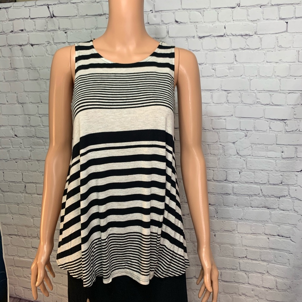 Altar’d State size small Soft Black & Cream Stripped boho basic Sleeveless
